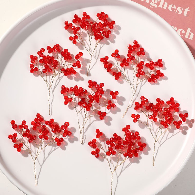 Applique Patch Flower - ชุดแต่งงานแบบใหม่ งานปักลวดลายดอกไม้ 3 มิติ ประดับคริสตัลและเพชรเทียม สำหรับชุดราตรีหรืองานพรอม