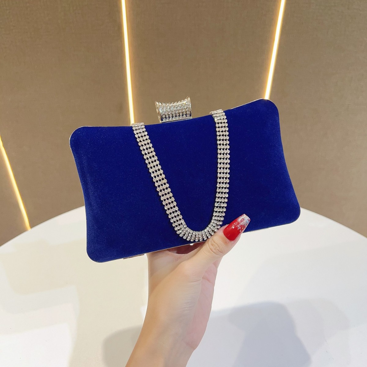 2025 กํามะหยี่กระเป๋าจัดเลี้ยง - Tassel Fringe Trim บทวิจารณ์และราคา